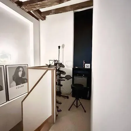 Apartment Duplex Sur 2 Etages - Le Marais - Centre