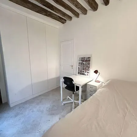 Duplex Sur 2 Etages - Le Marais - Centre Appartamento Parigi